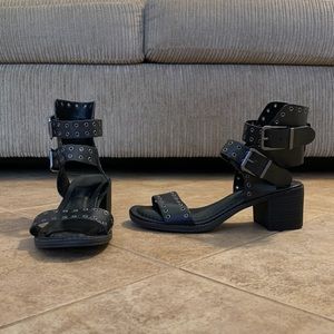 MIA Black Sandals